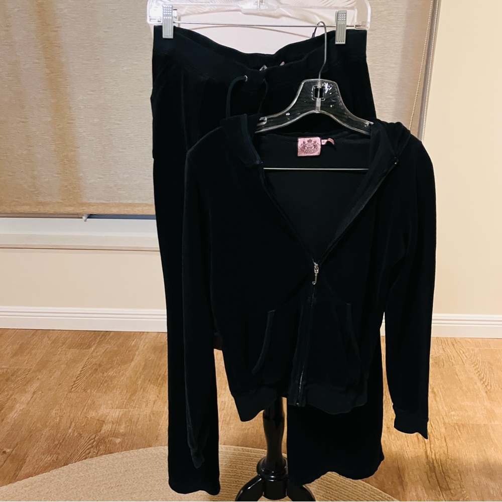 Juicy Couture Black Velour Apparel - Picture 12 of 16